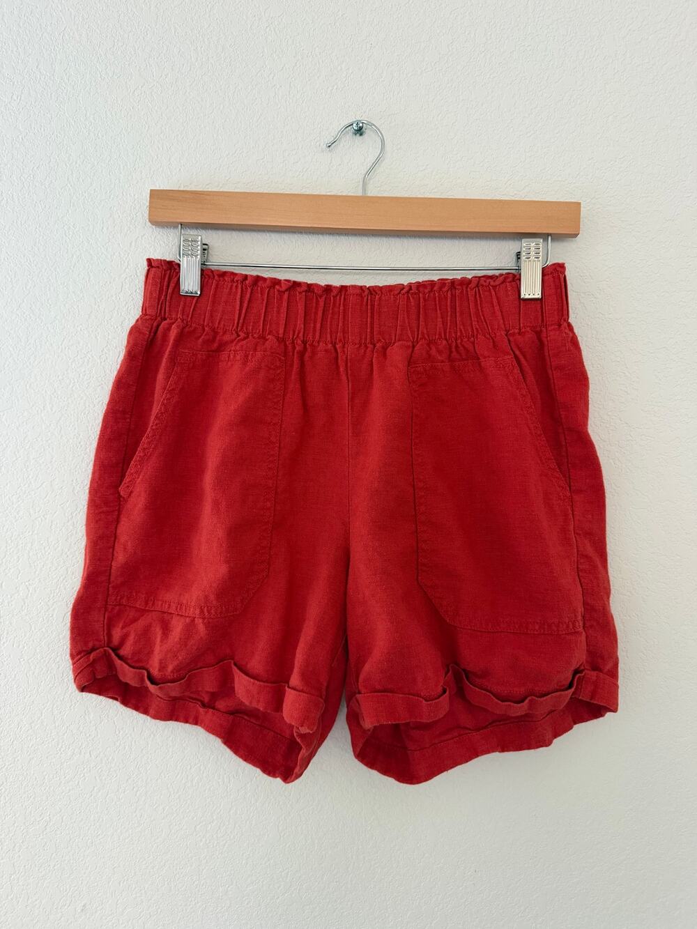 Size S Briggs Women's Red Orange Linen Blend Cuff Pull On Shorts with Pockets